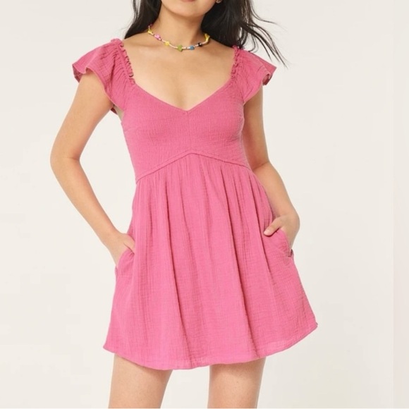 Hollister Pink flutter sleeve smocked Romper dress - Picture 8 of 8